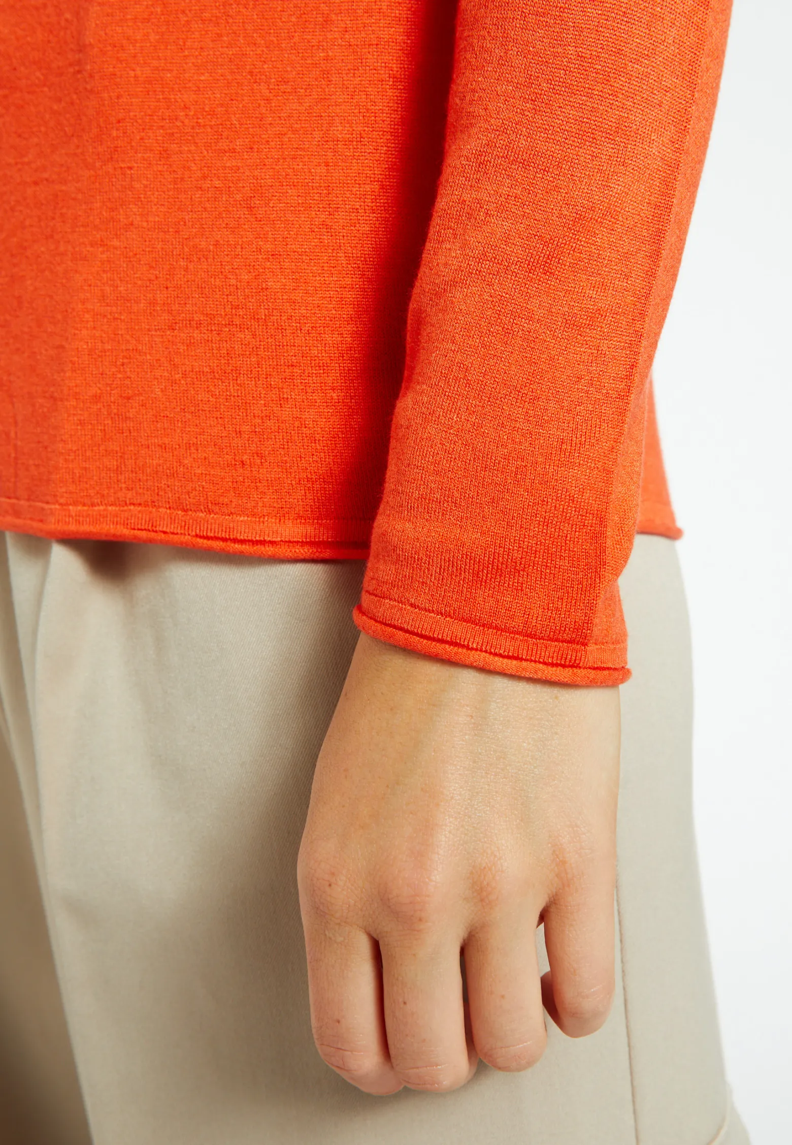 Montagut Bamboo cashmere scoop-neck T-shirt - Aelia