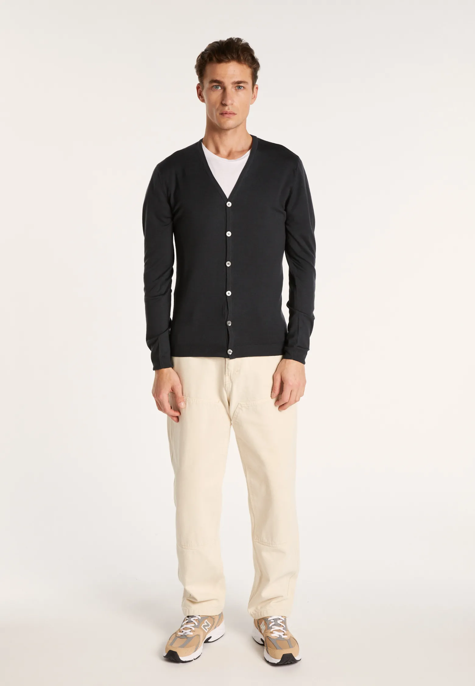 Montagut Buttoned wool cardigan - Etienne