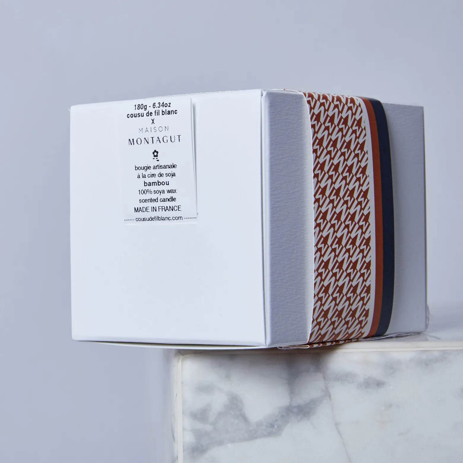 Montagut Candle - Oud wood