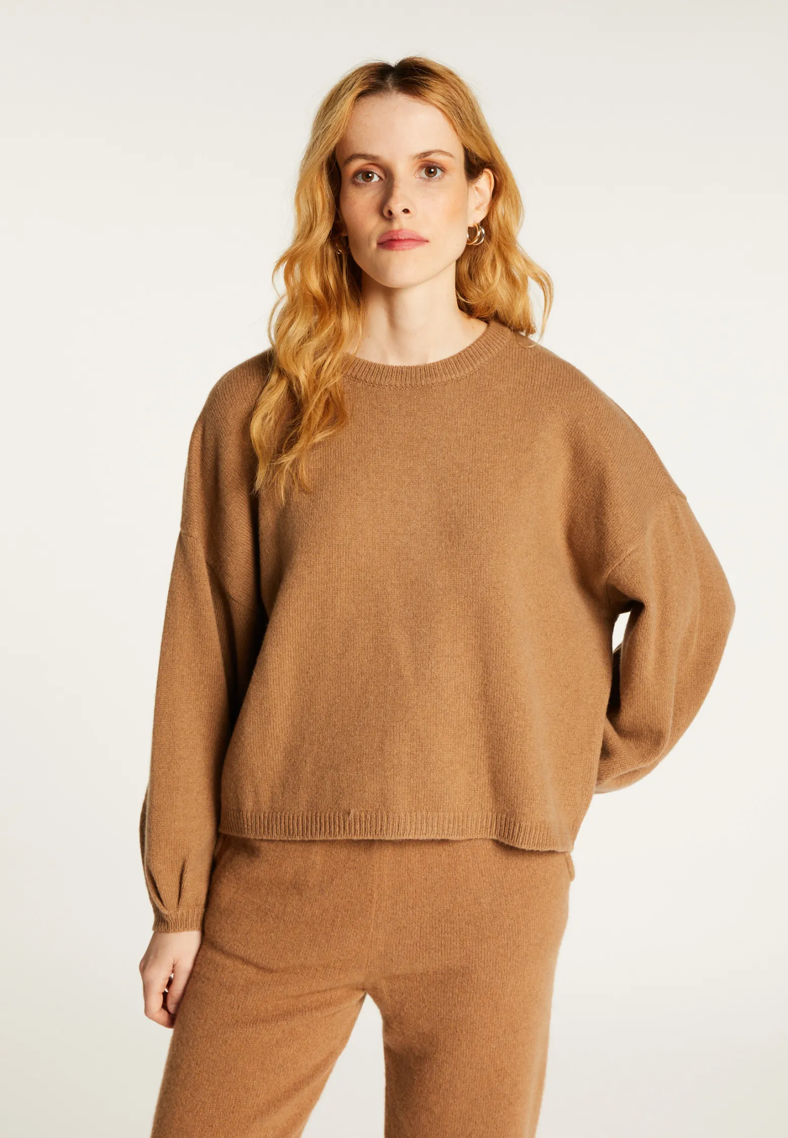 Montagut Cashmere blend round-neck sweater with puff sleeves - Lamaras