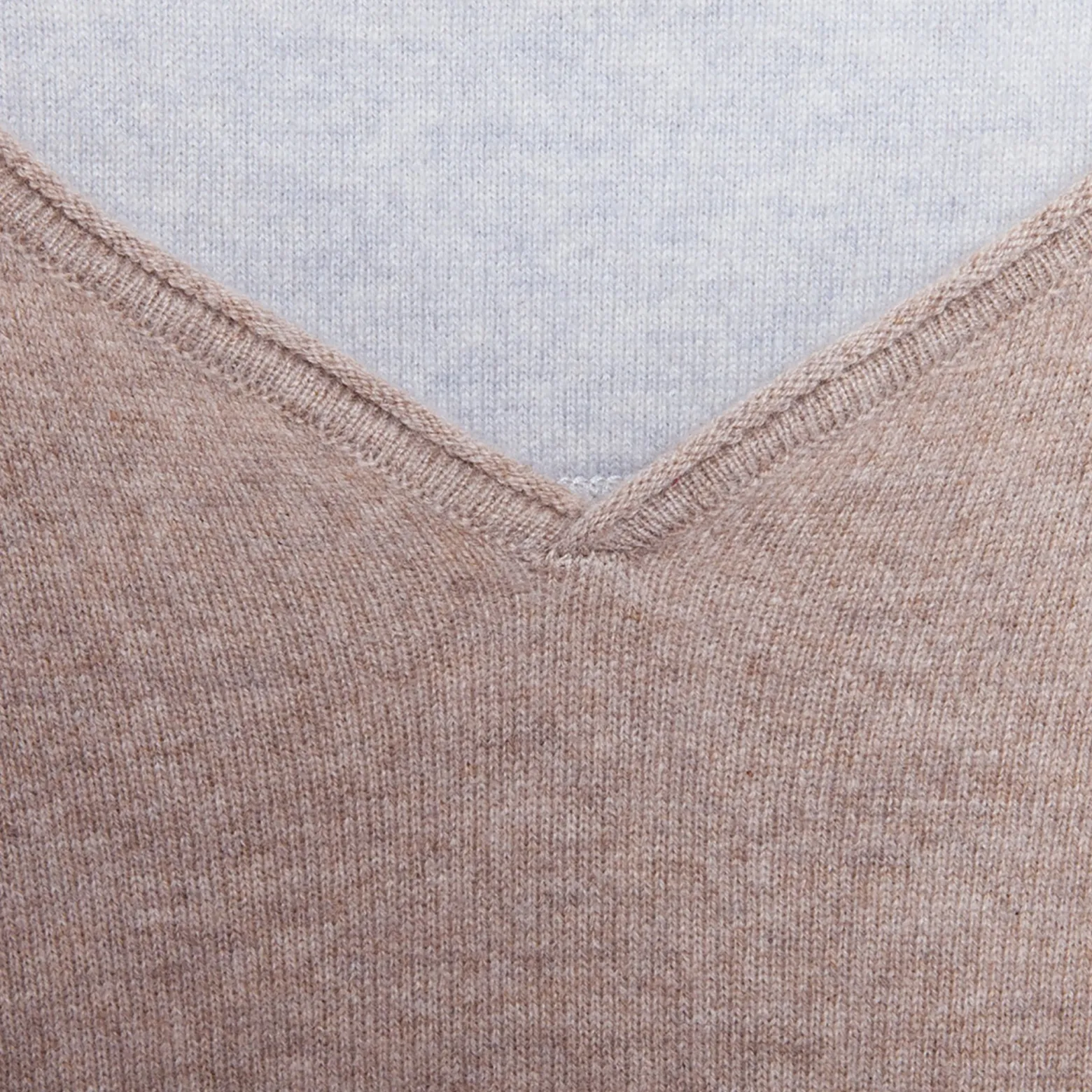 Montagut Cashmere jumper with grandad neckline - Olivier