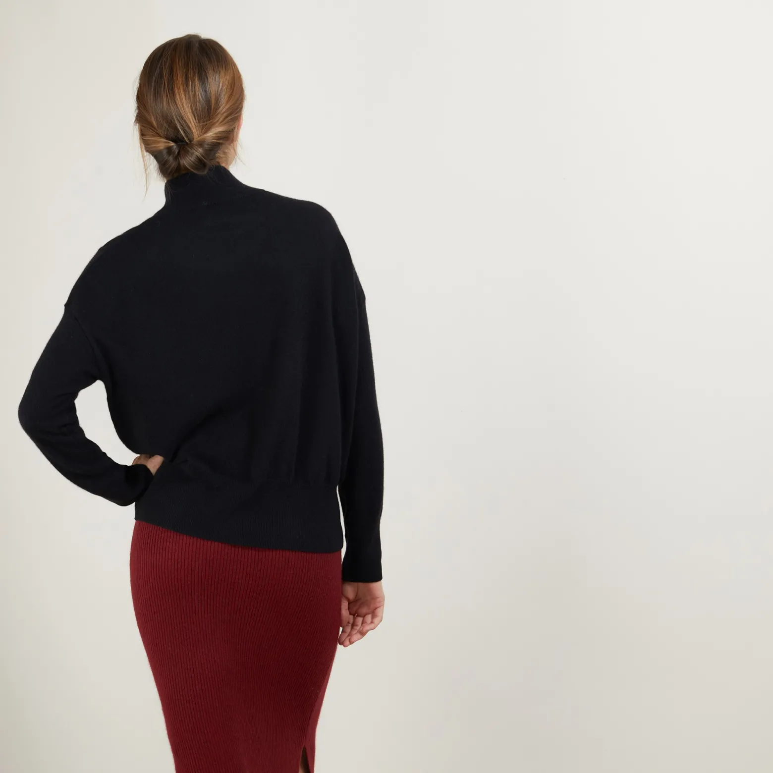 Montagut Cashmere sweater with high neck - Bassa