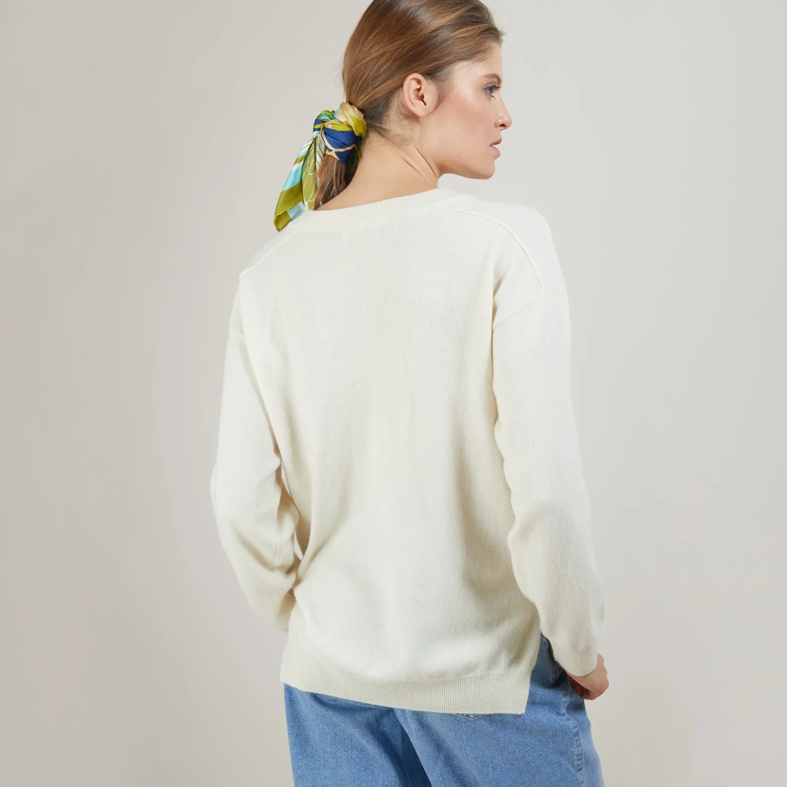 Montagut Cashmere V-neck sweater with slits - Barnabe