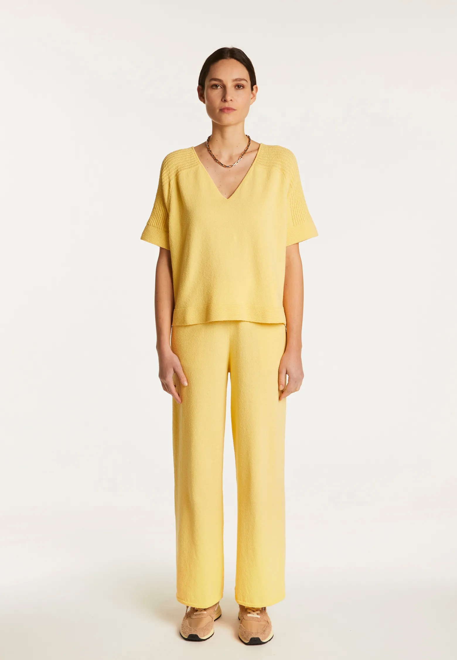 Montagut Cotton V-neck T-shirt - Devy