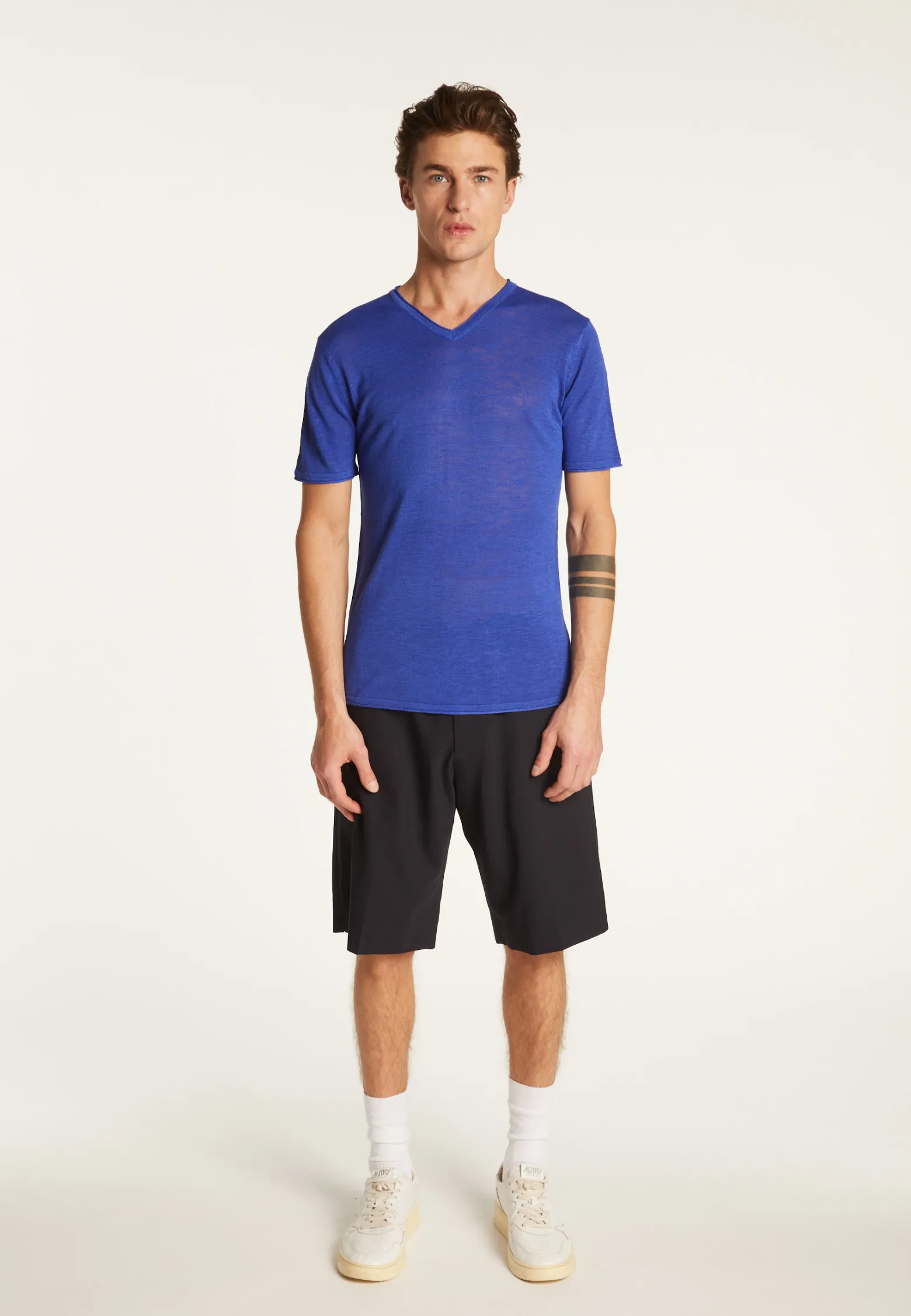 Montagut Cotton V-neck T-shirt - Reuben