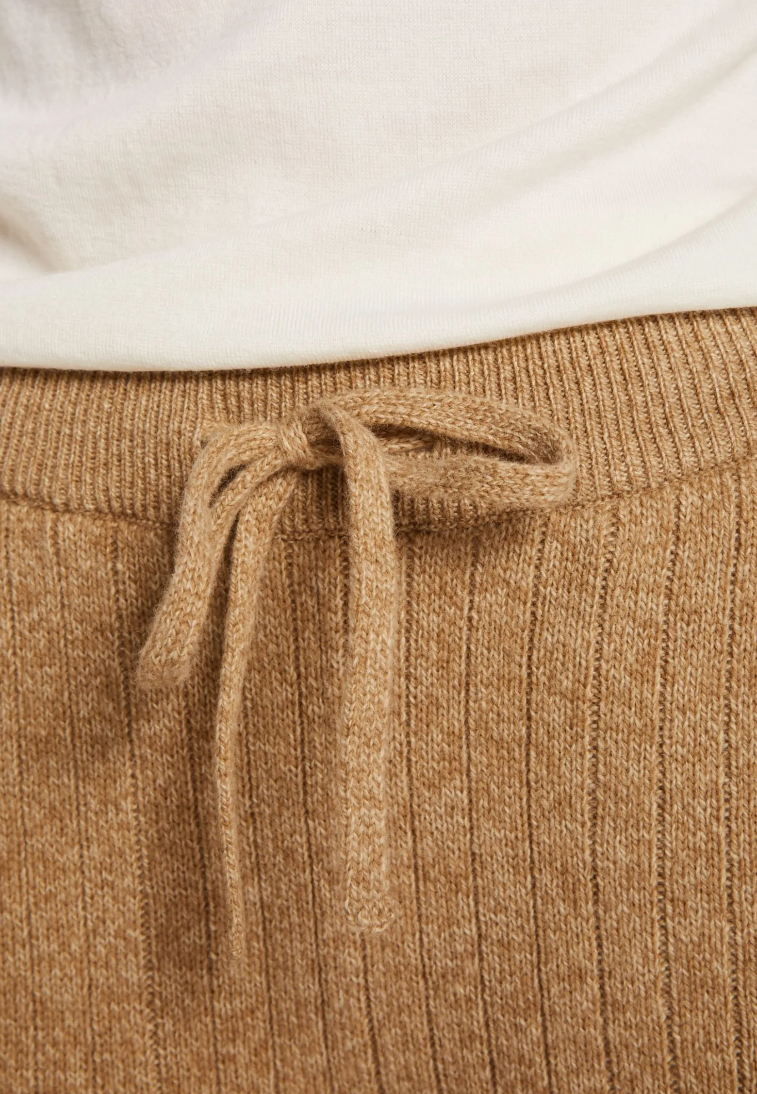 Montagut Cropped wool and cashmere turtleneck sweater - Galya
