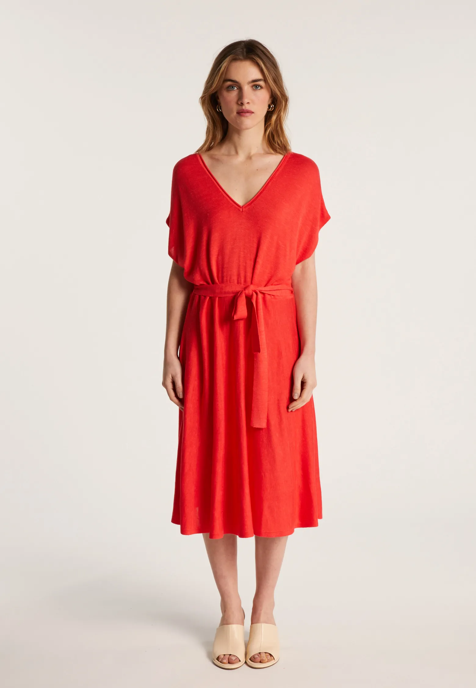 Montagut Flowing dress in slub linen - Layla