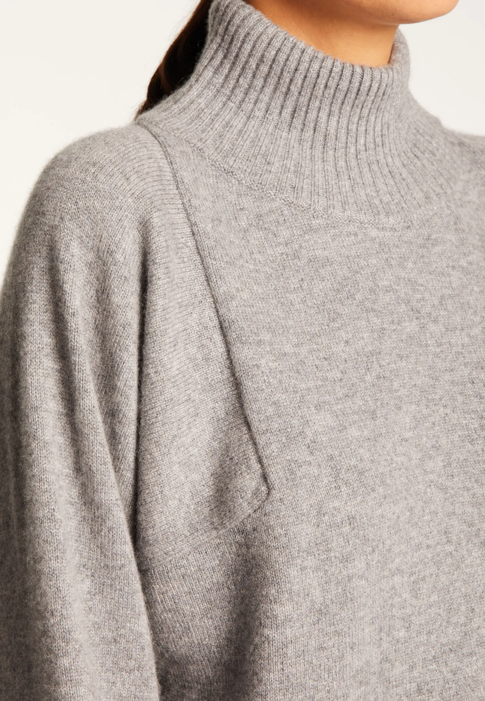 Montagut High neck cashmere sweater - Roxane