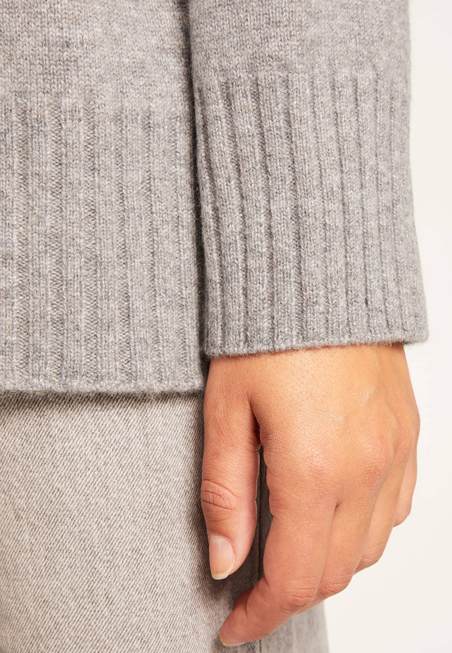 Montagut High neck cashmere sweater - Roxane