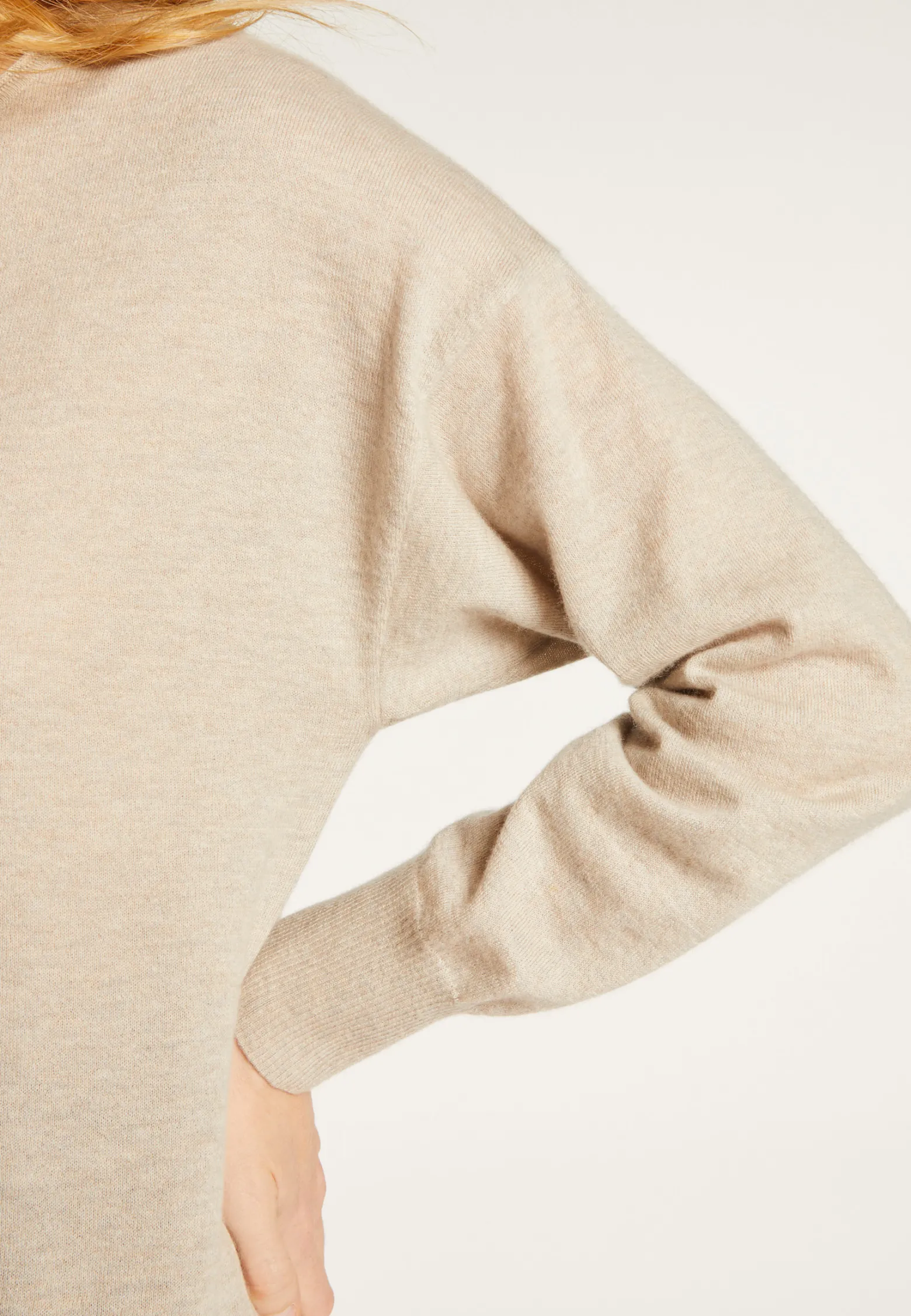 Montagut Light cashmere round neck sweater - Soraya