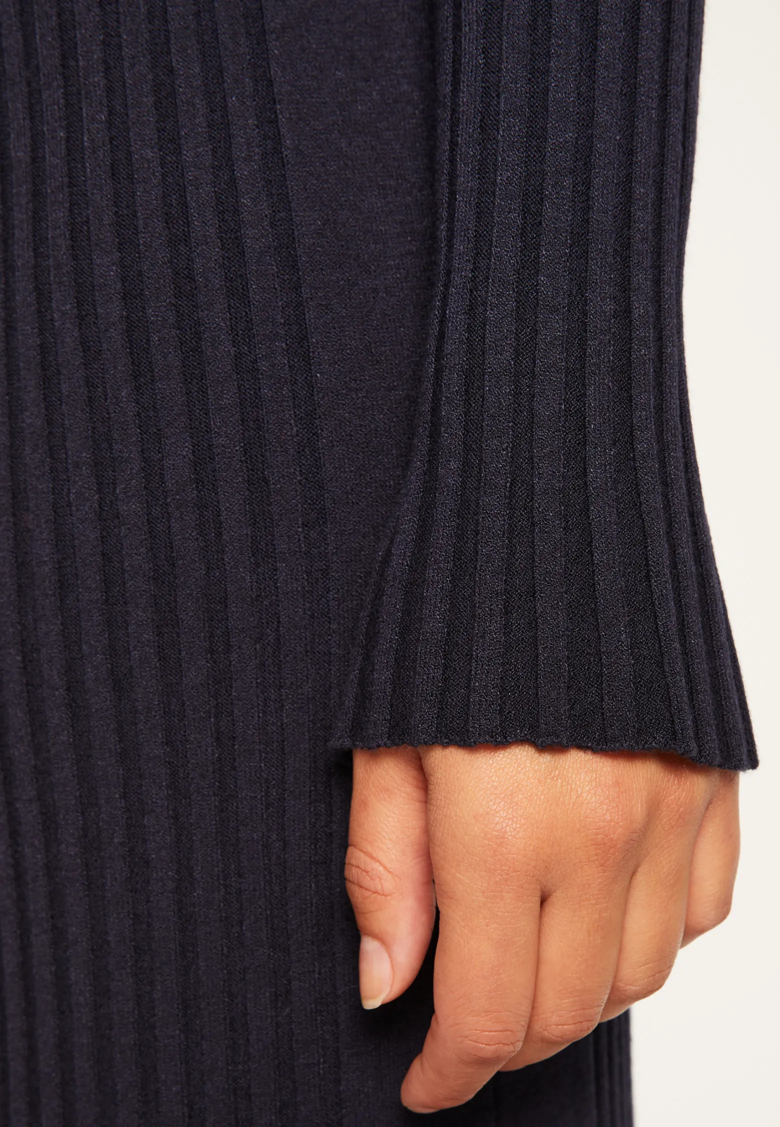 Montagut Long dress in wool blend - Renata