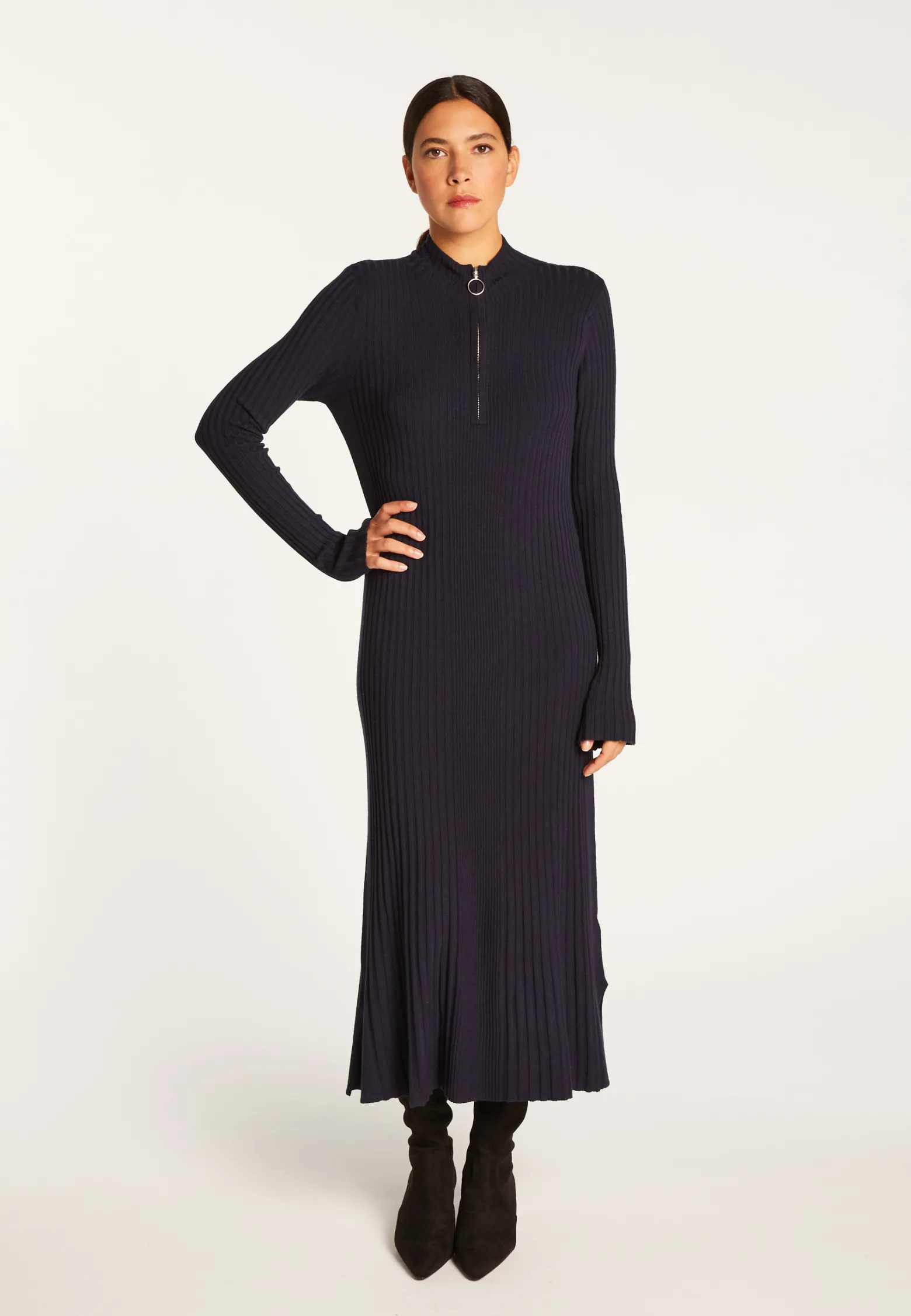 Montagut Long dress in wool blend - Renata