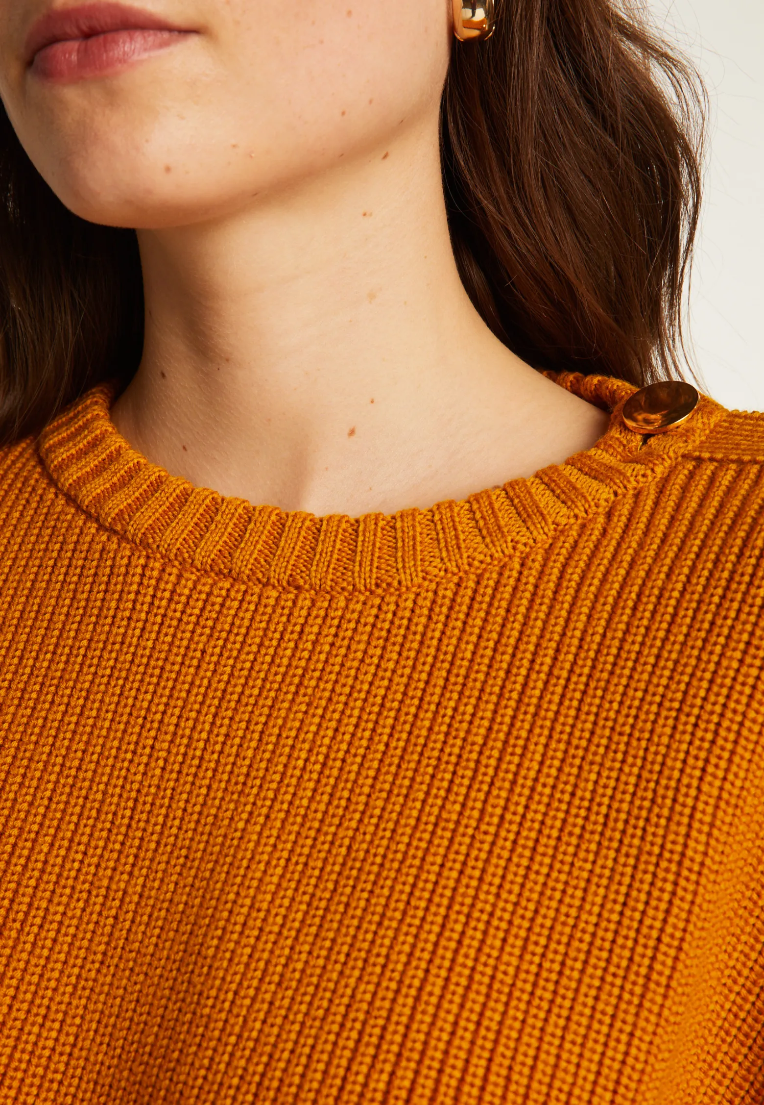 Montagut Merino wool round neck buttoned shoulder sweater - Gao