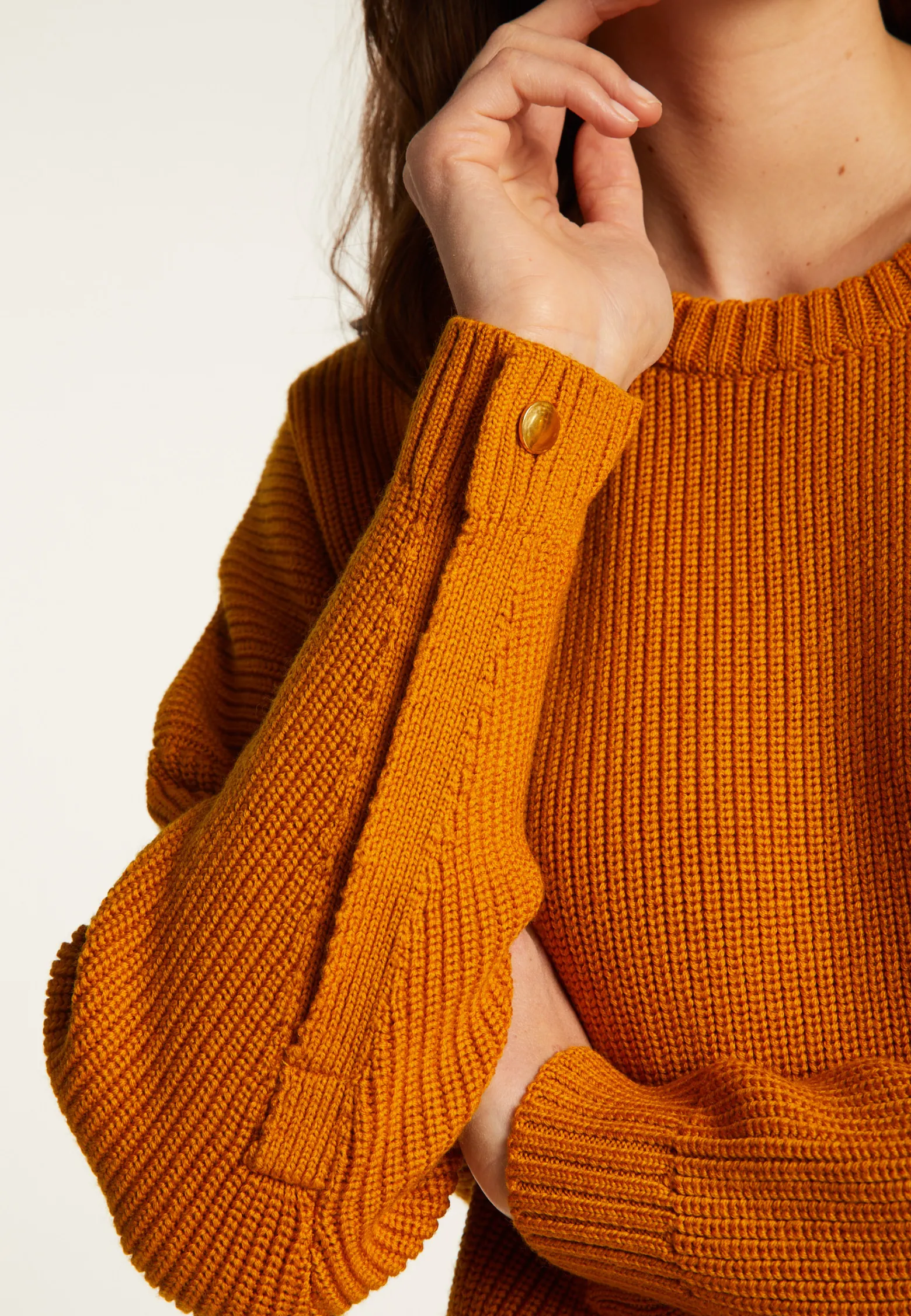 Montagut Merino wool round neck buttoned shoulder sweater - Gao