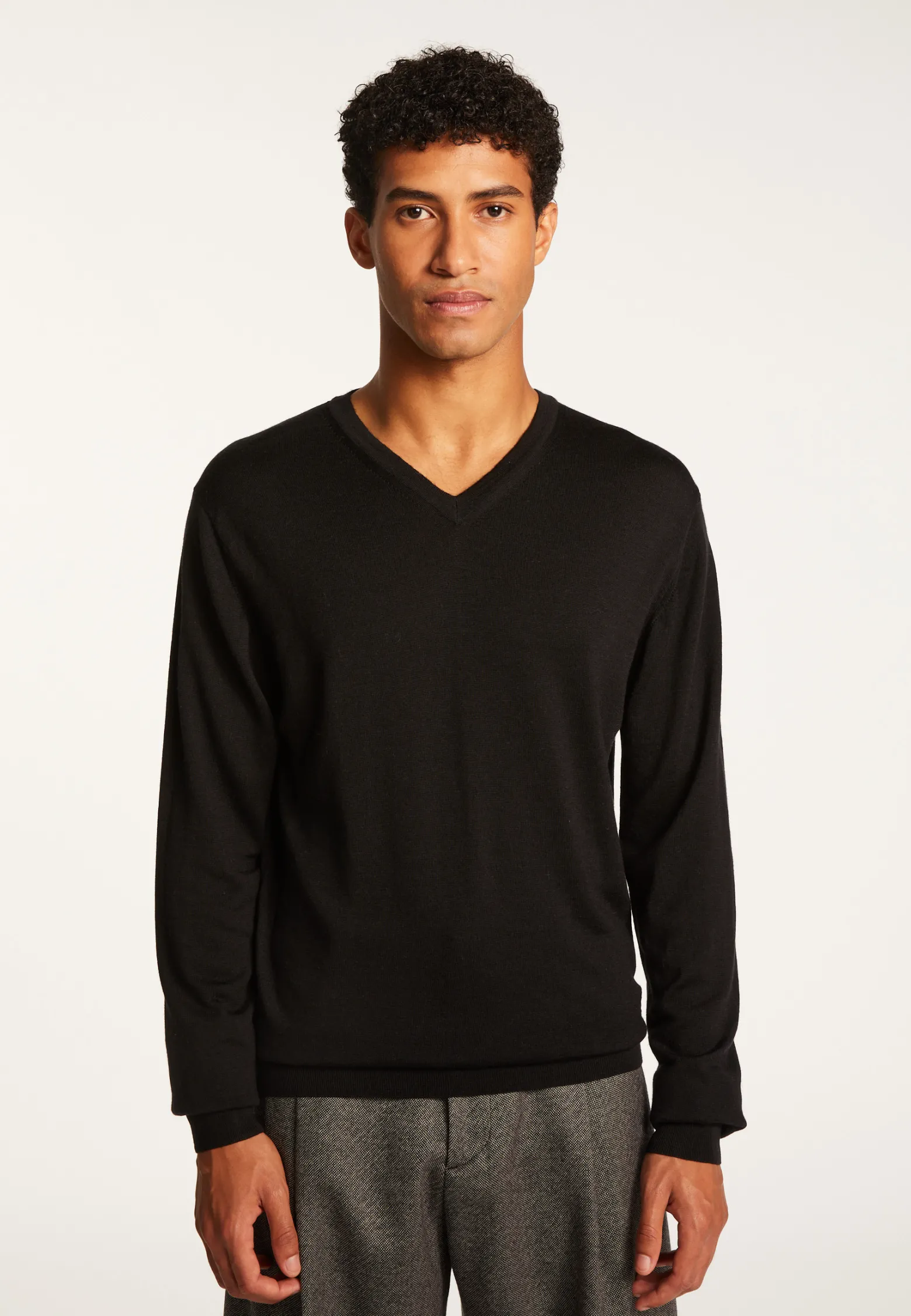 Montagut Merino Wool V-Neck Sweater - Elmo