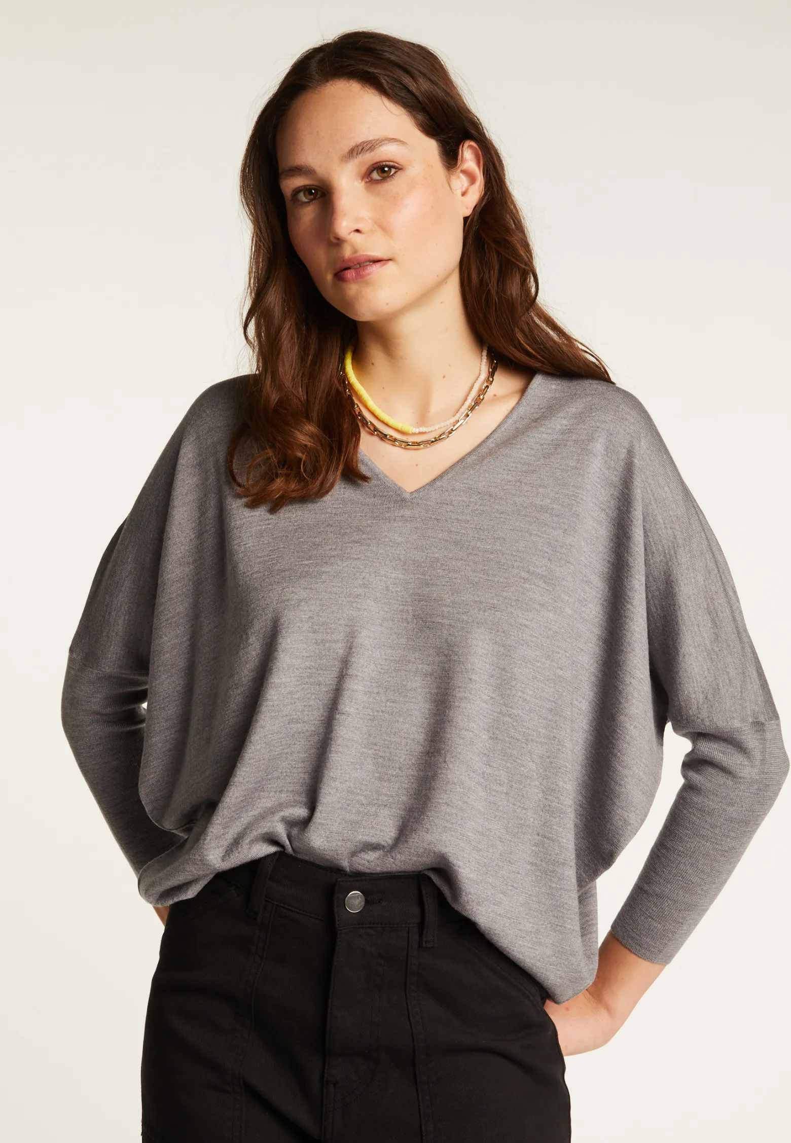 Montagut Merino wool V-neck sweater - Boxe