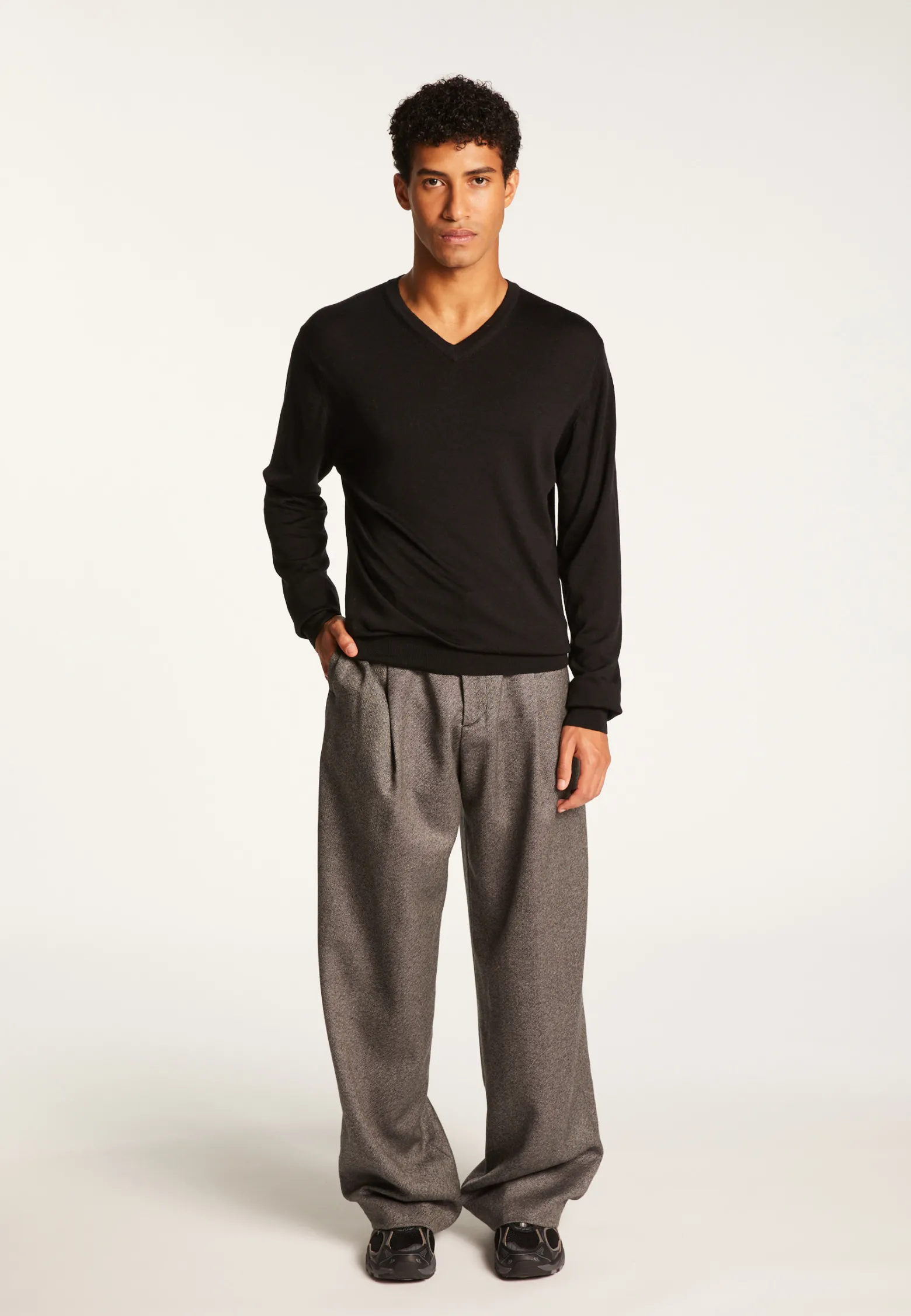 Montagut Merino Wool V-Neck Sweater - Elmo