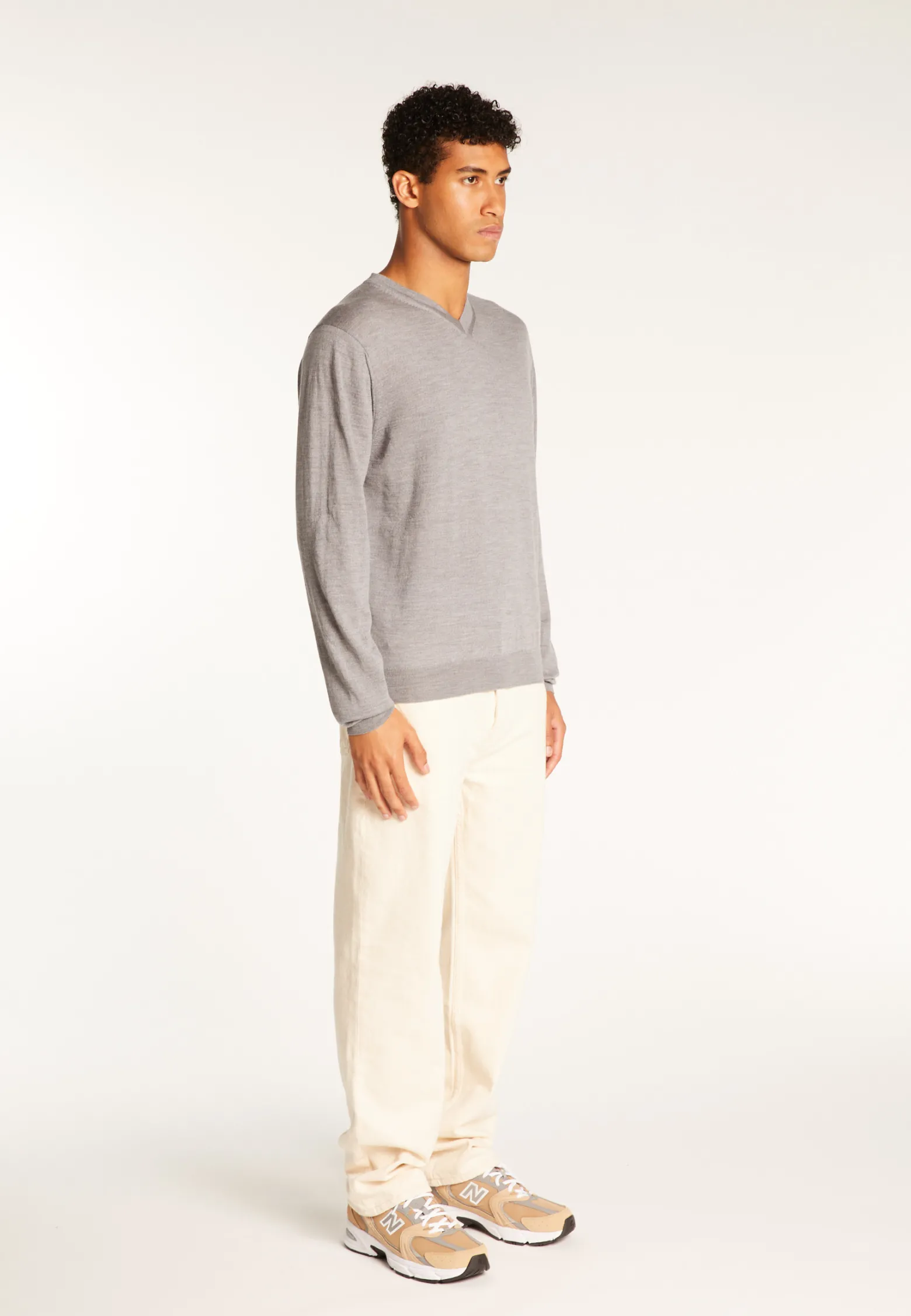 Montagut Merino Wool V-Neck Sweater - Elmo