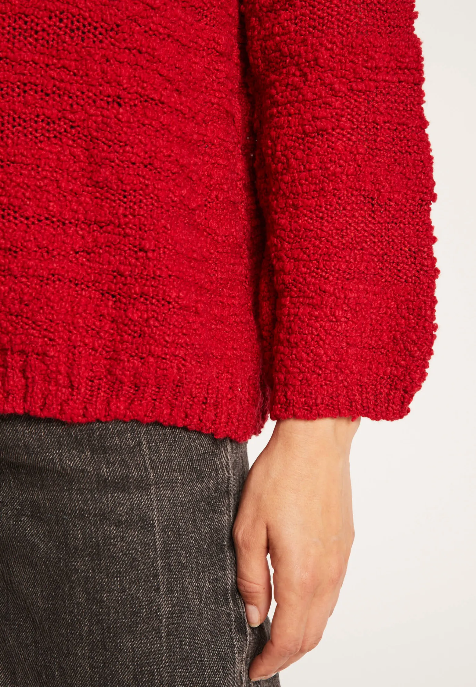Montagut Oversized V-neck jumper - Sari