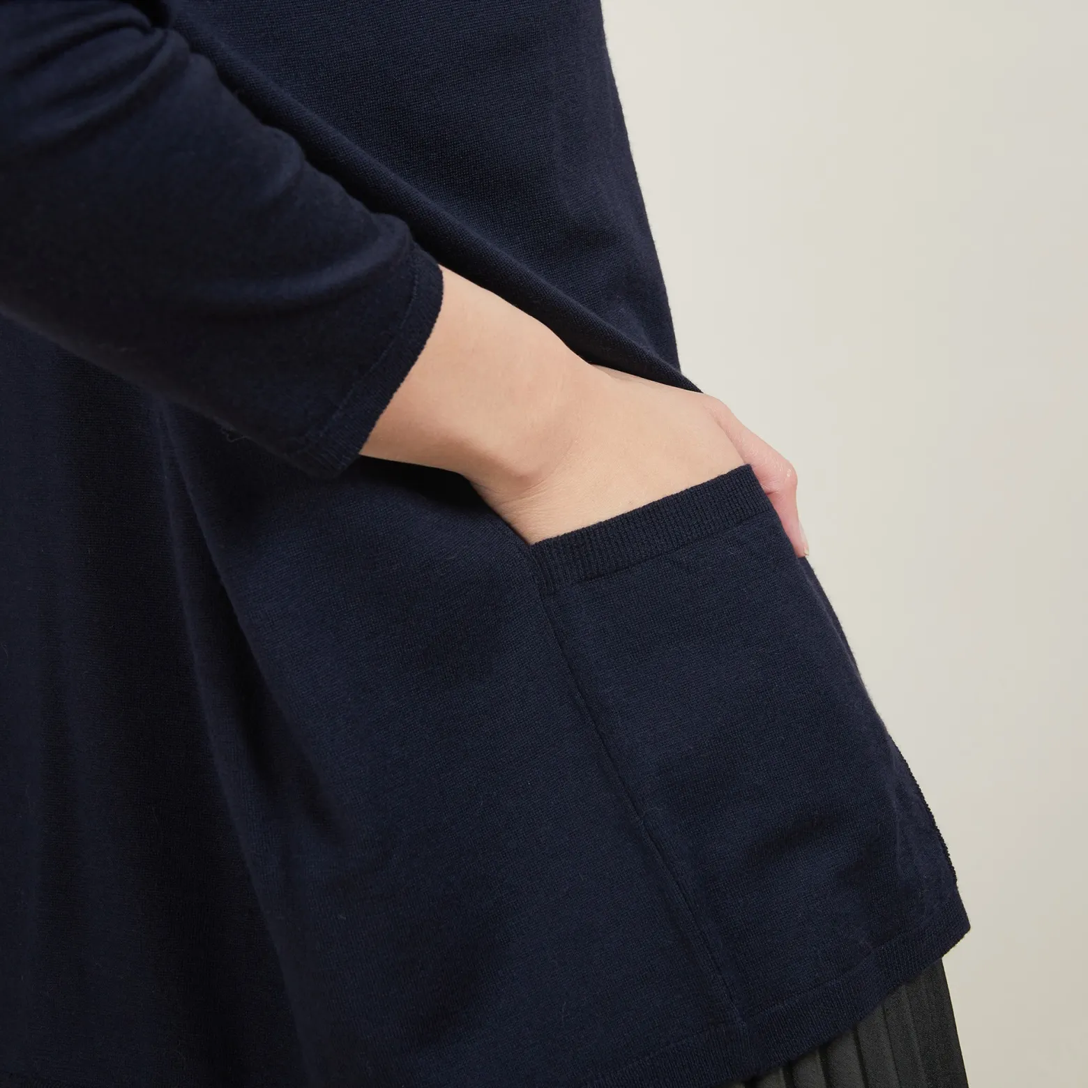 Montagut Oversized wool sweater - Béatrize