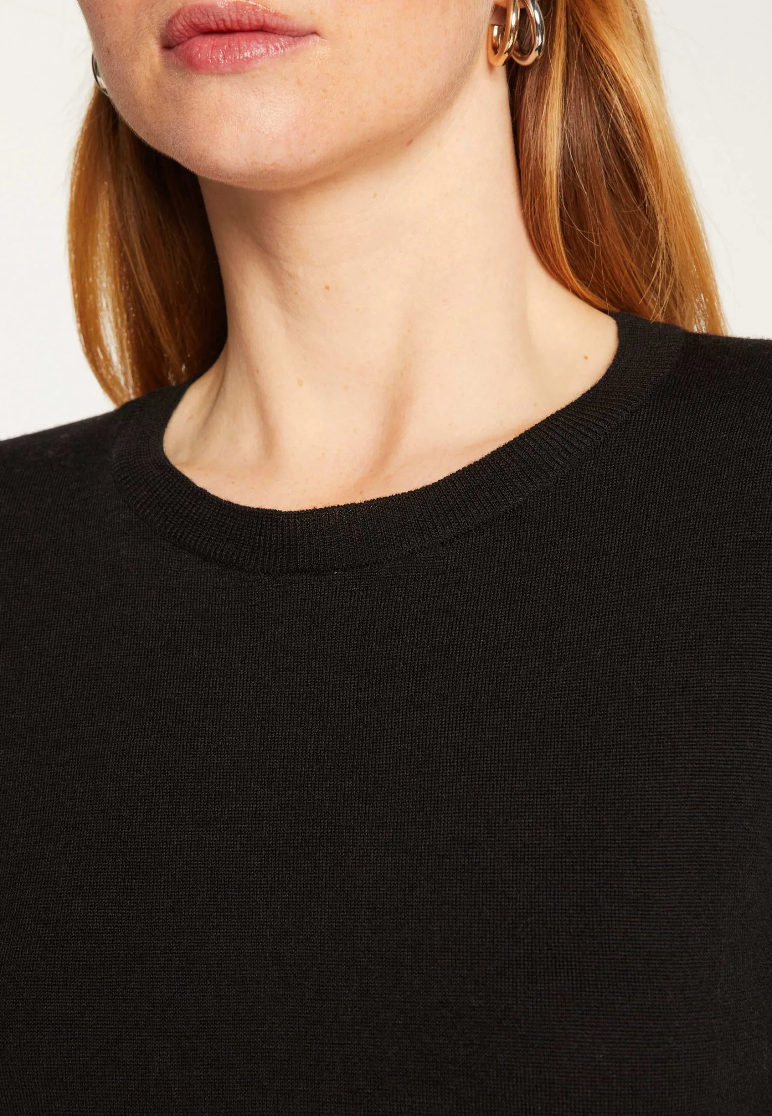 Montagut Round neck merino wool sweater - Asena