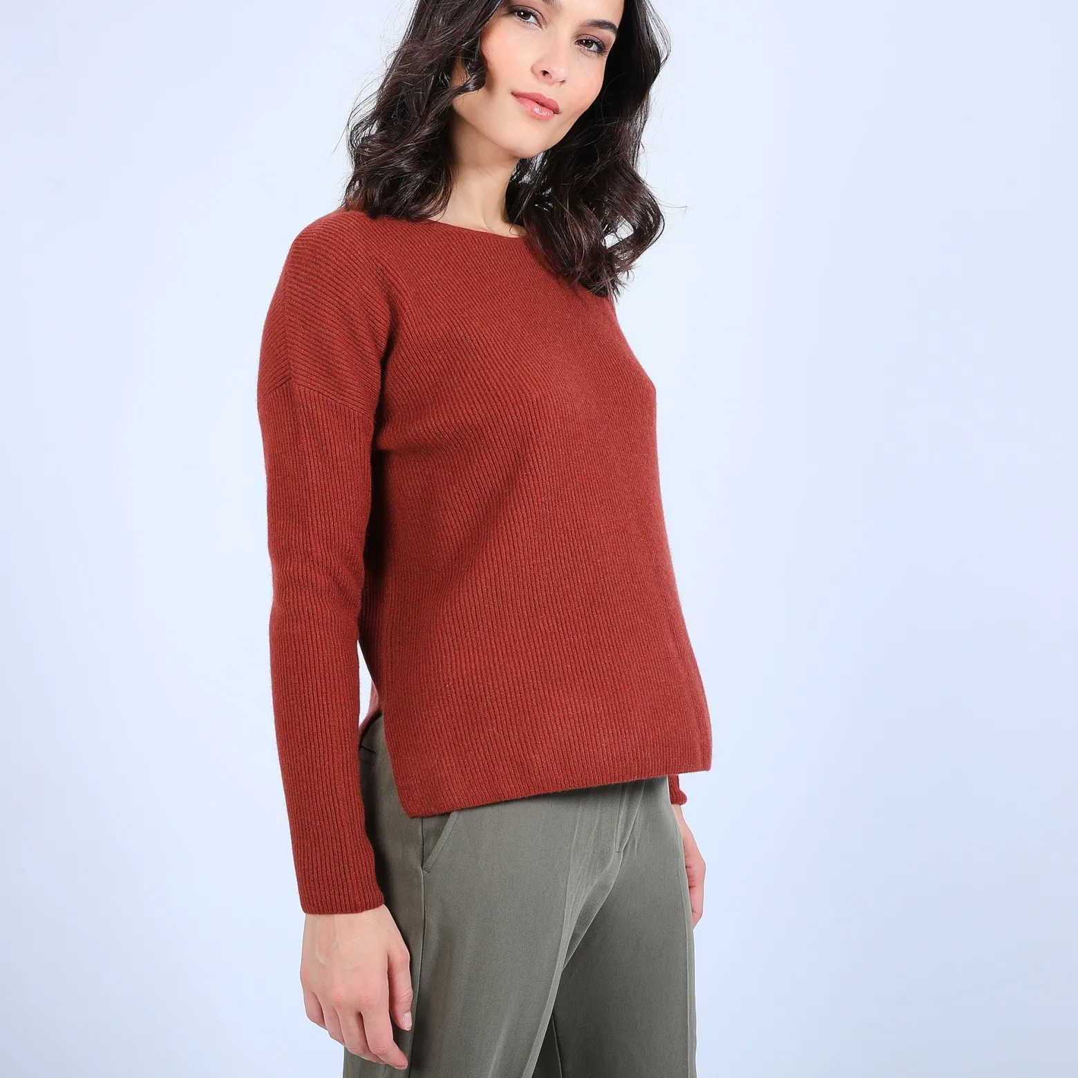 Montagut Round-neck jumper with buttons on the back - Becky