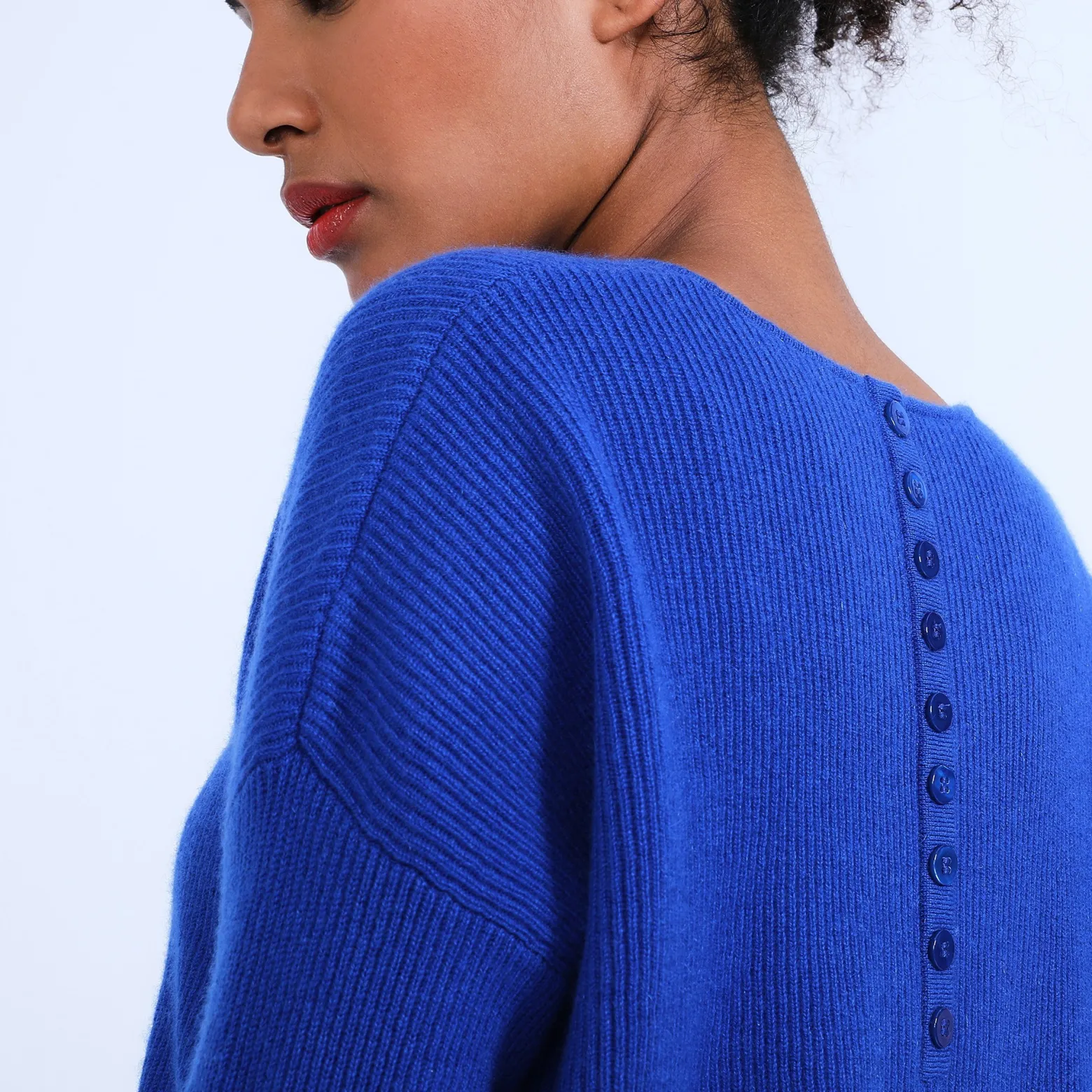 Montagut Round-neck jumper with buttons on the back - Becky