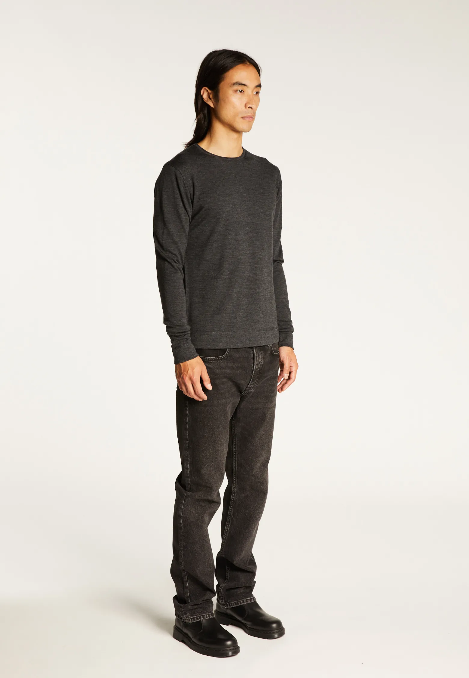 Montagut Round-neck merino wool sweater with rolled finishes - Rythme