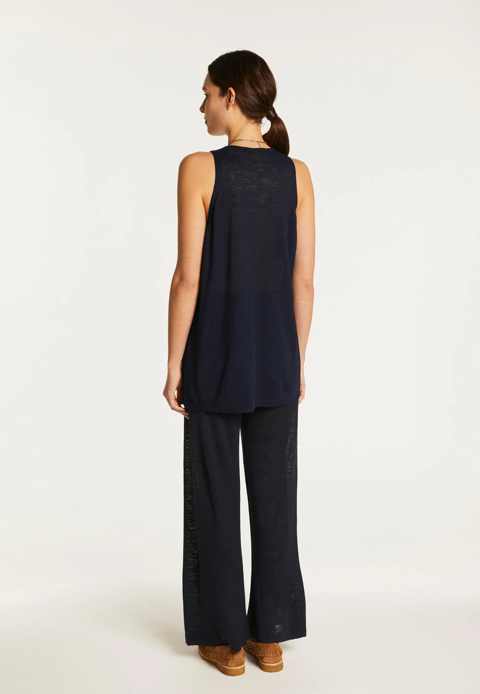 Montagut Short sleeved slub linen vest - Dara