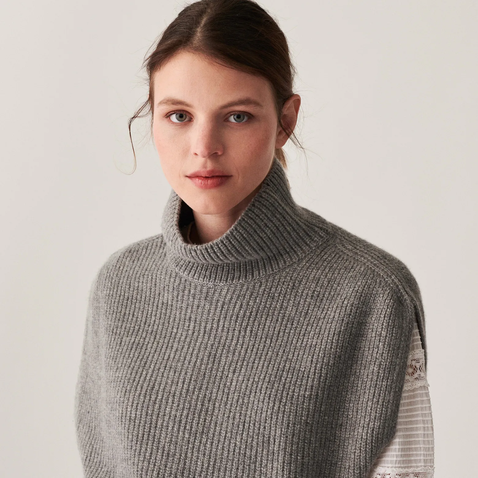 Montagut Sleeveless cashmere blend turtleneck sweater - Dalya