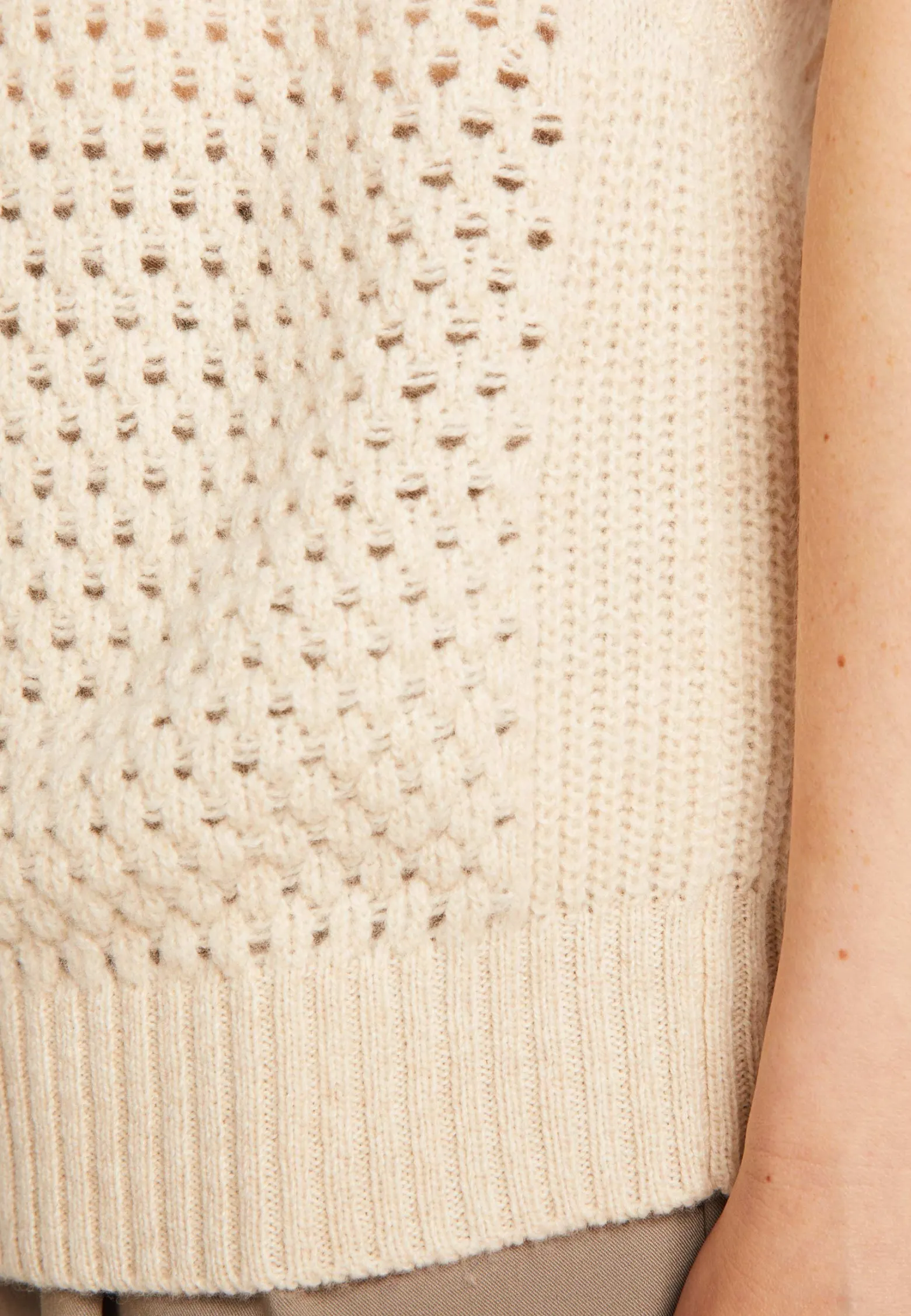 Montagut Sleeveless wool and cashmere sweater - Raven