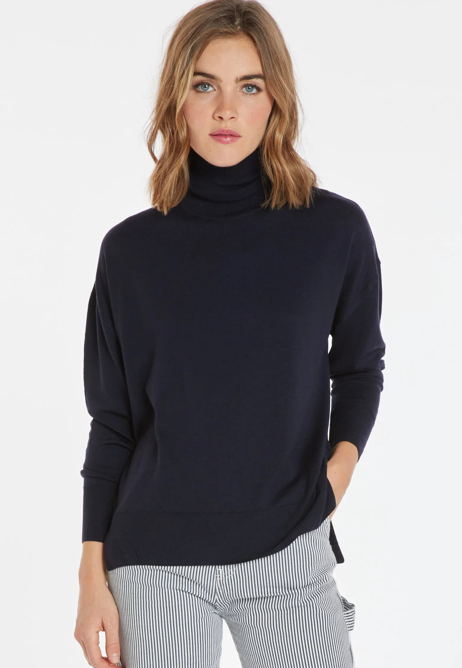 Montagut Slit turtleneck sweater in merino wool - Amy