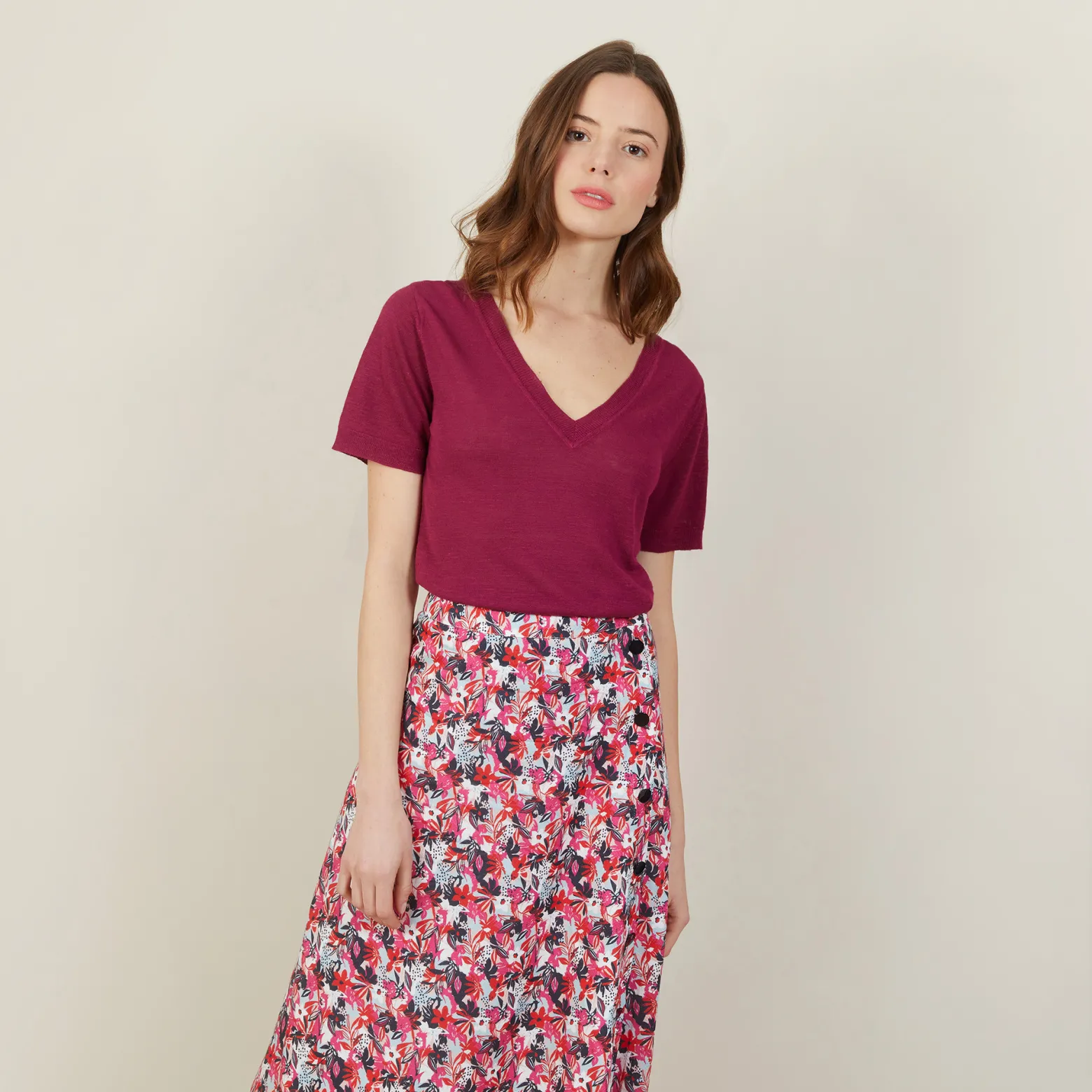 Montagut Slub linen V-neck T-shirt - Bountie