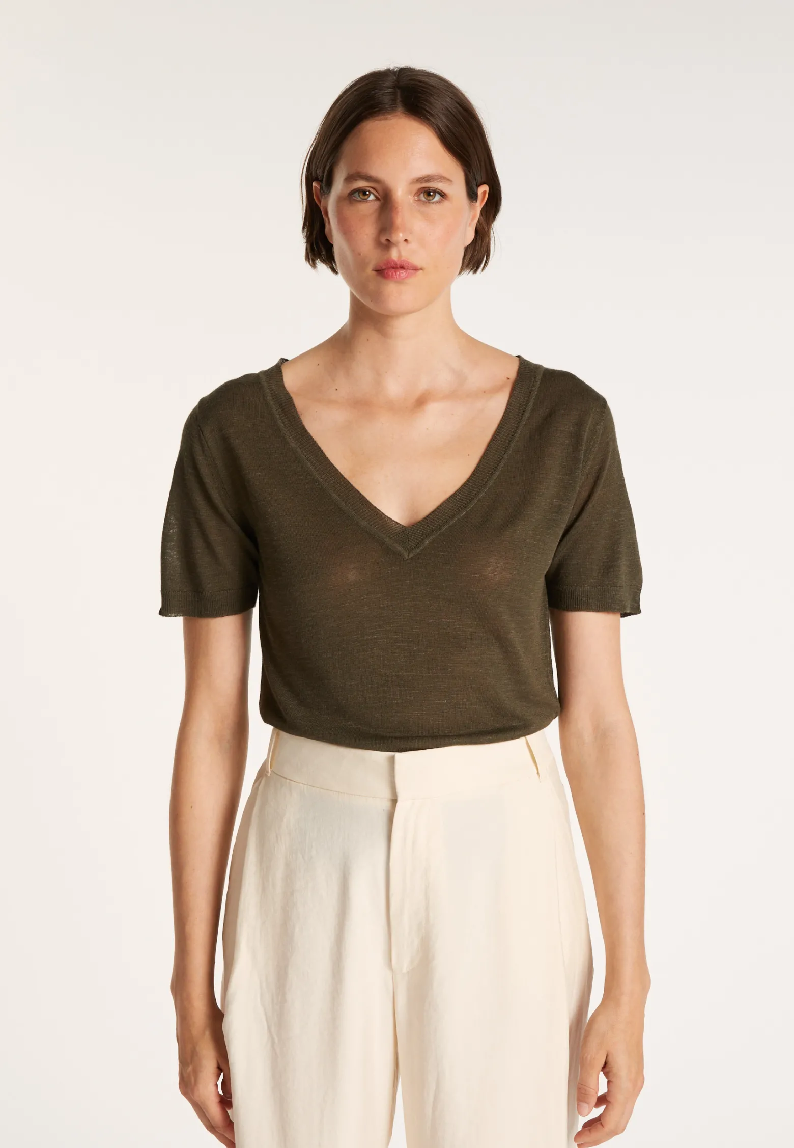 Montagut Slub linen V-neck T-shirt - Bountie