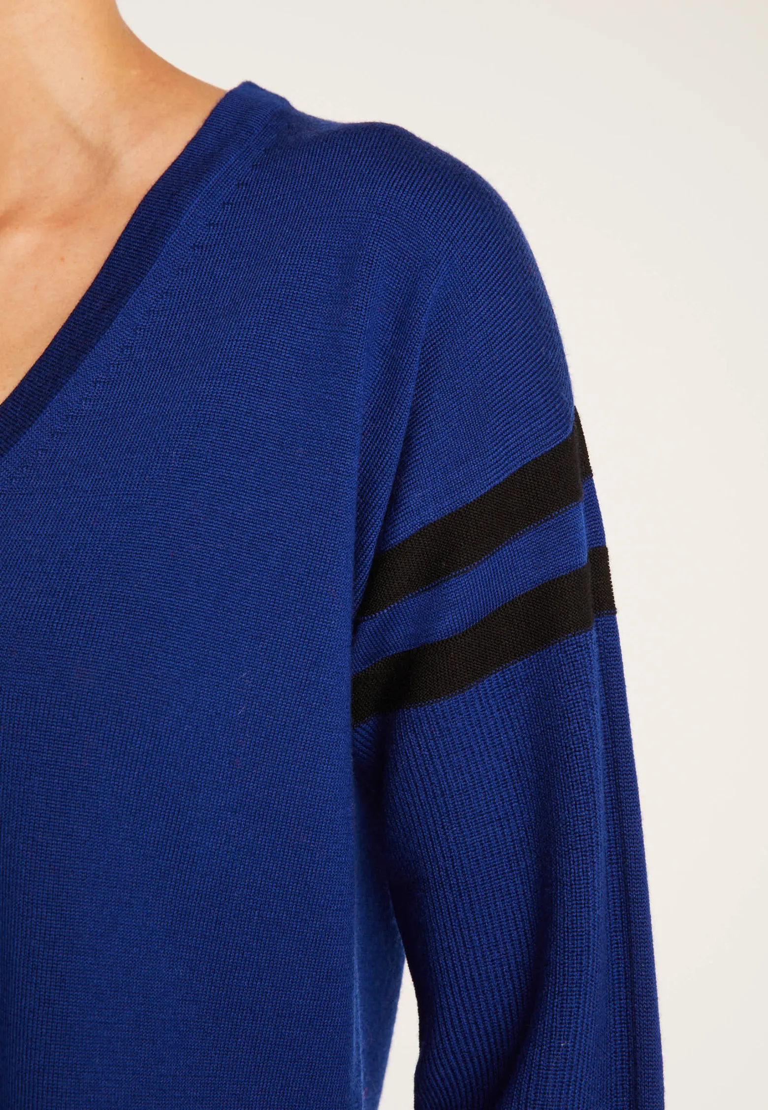 Montagut Two-tone wool sweater with slits - Glee