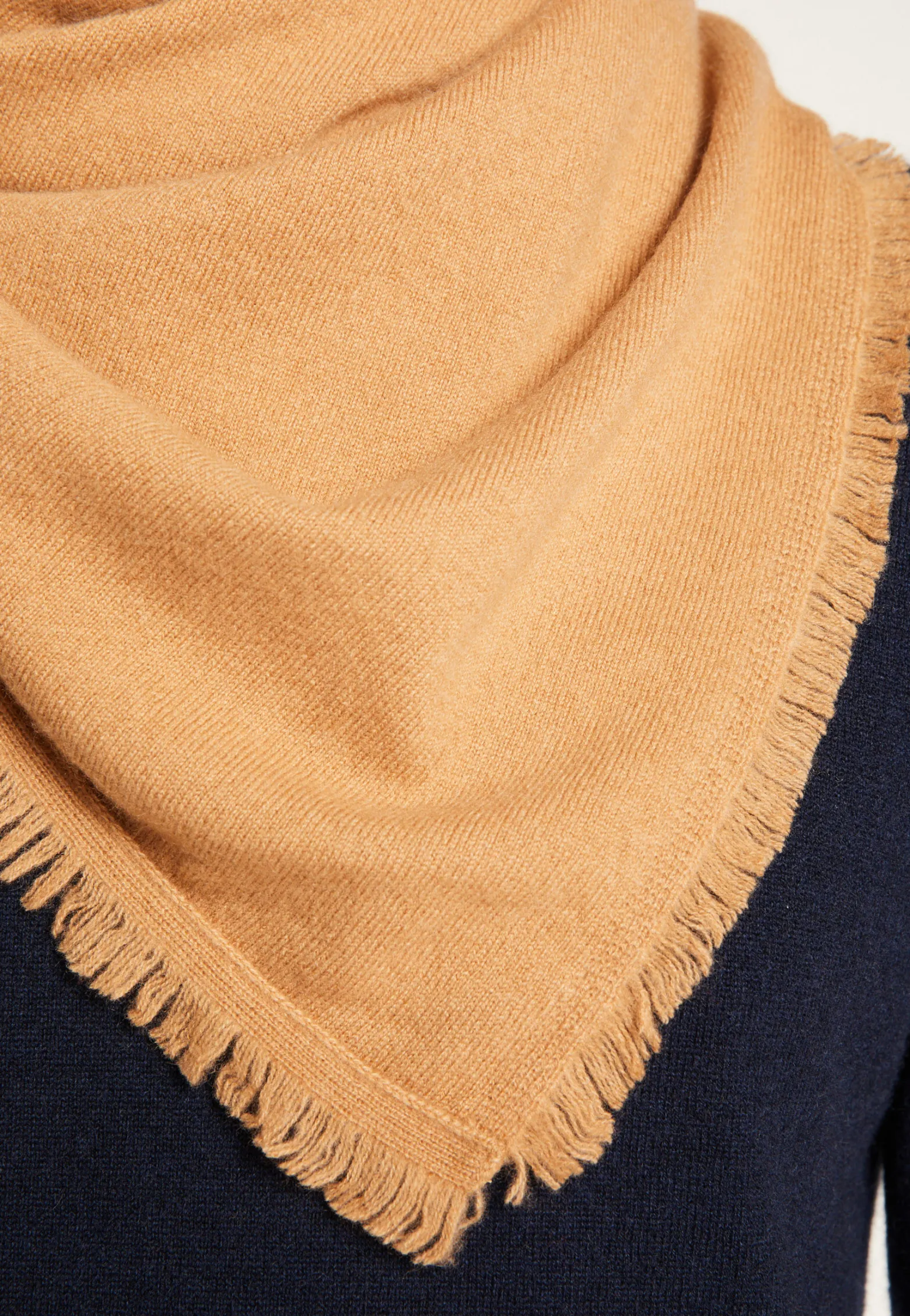 Montagut Unisex Cashmere Scarf - Lou
