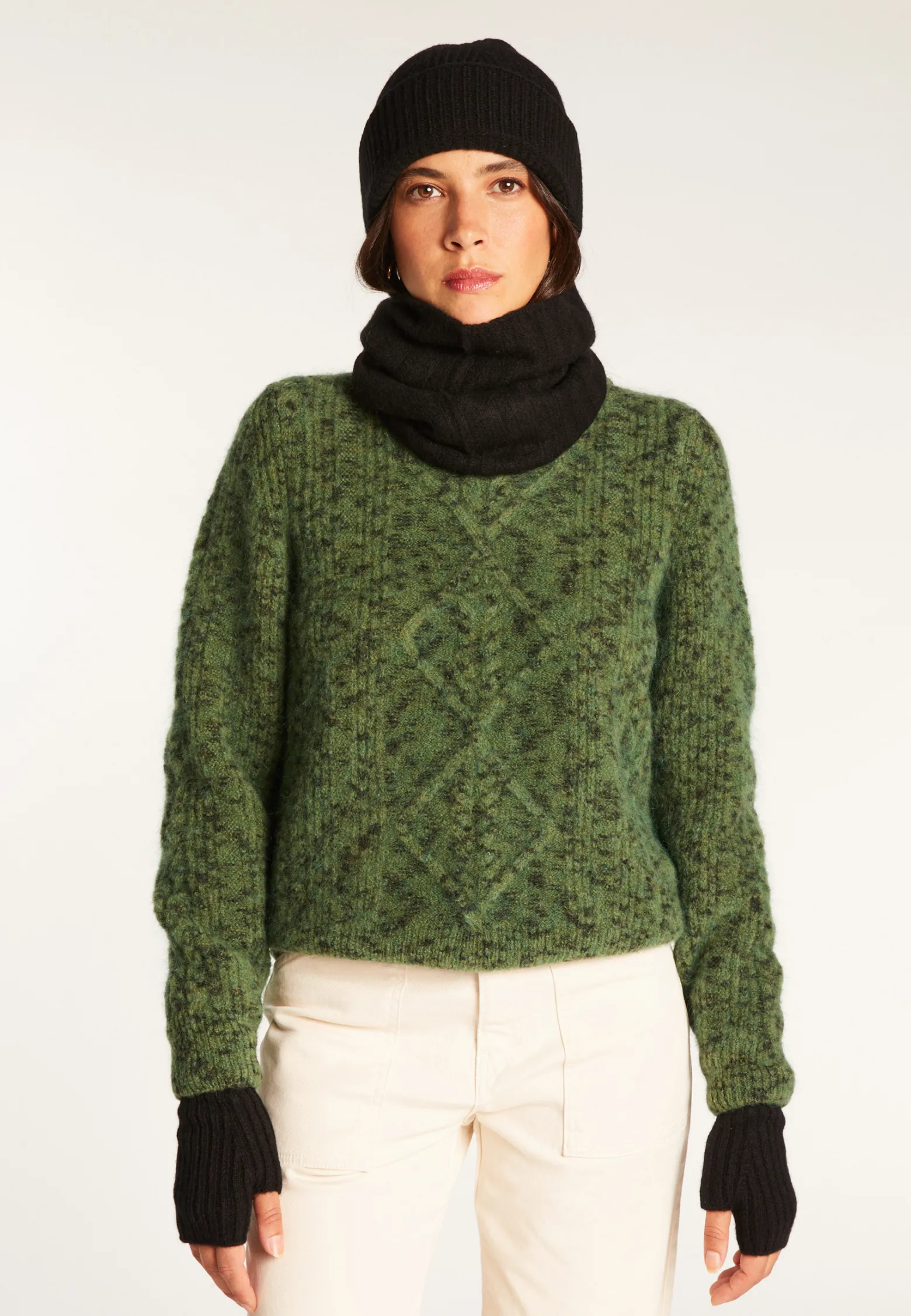 Montagut Unisex Merino Wool Beanie - Line