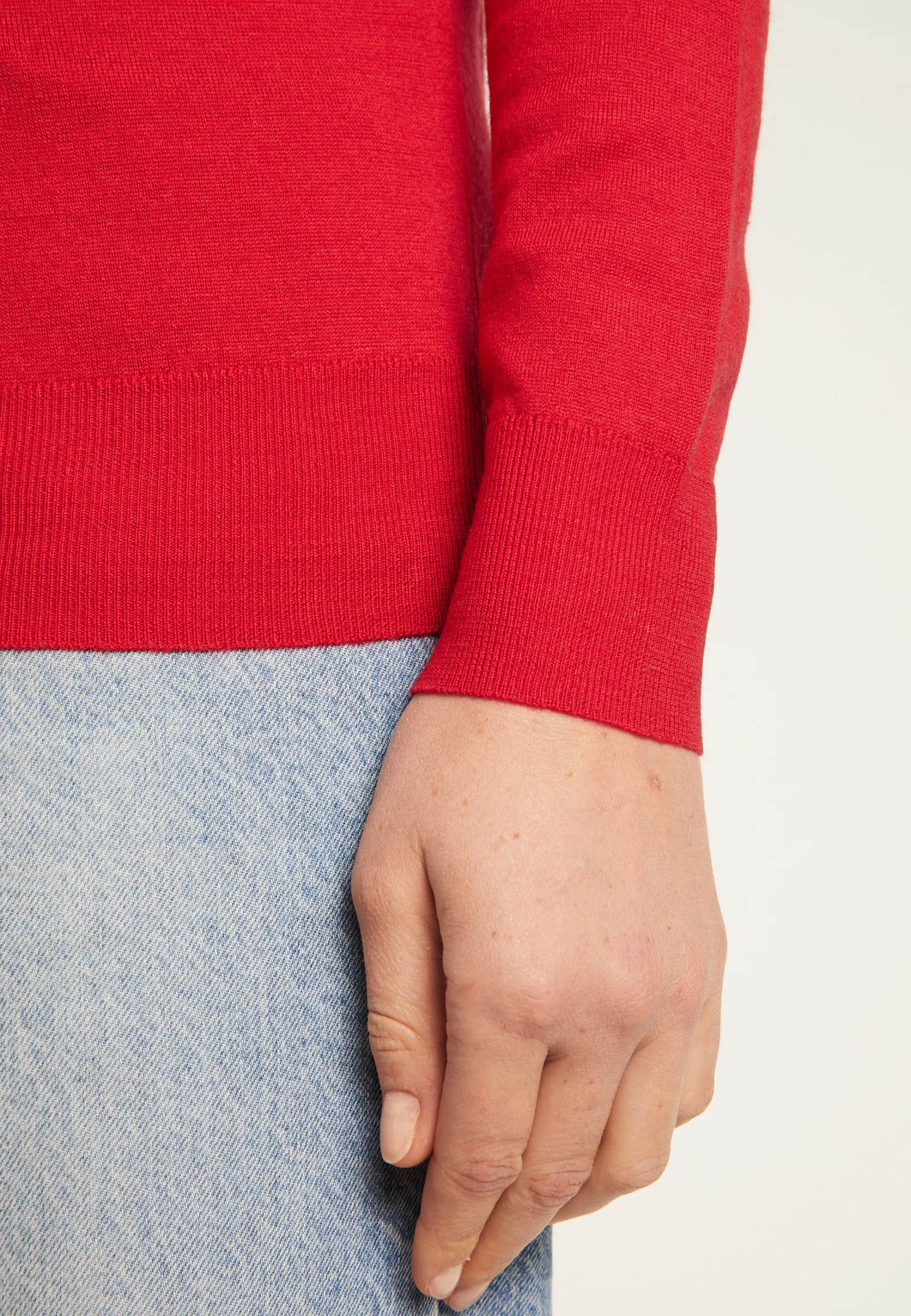 Montagut V-neck in merino wool - Arya