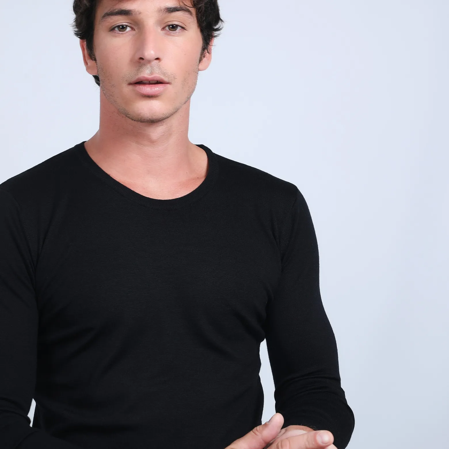Montagut V-neck jumper in merino wool - Eddie