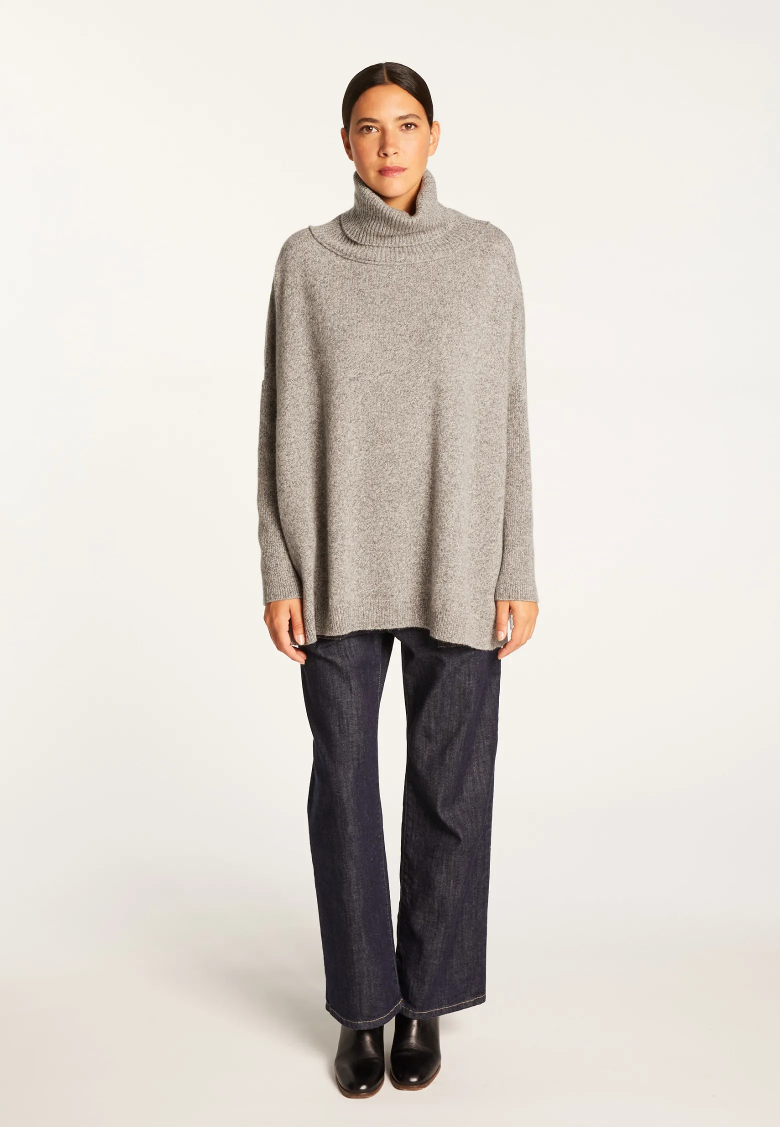 Montagut Wool and cashmere turtleneck sweater - Clara